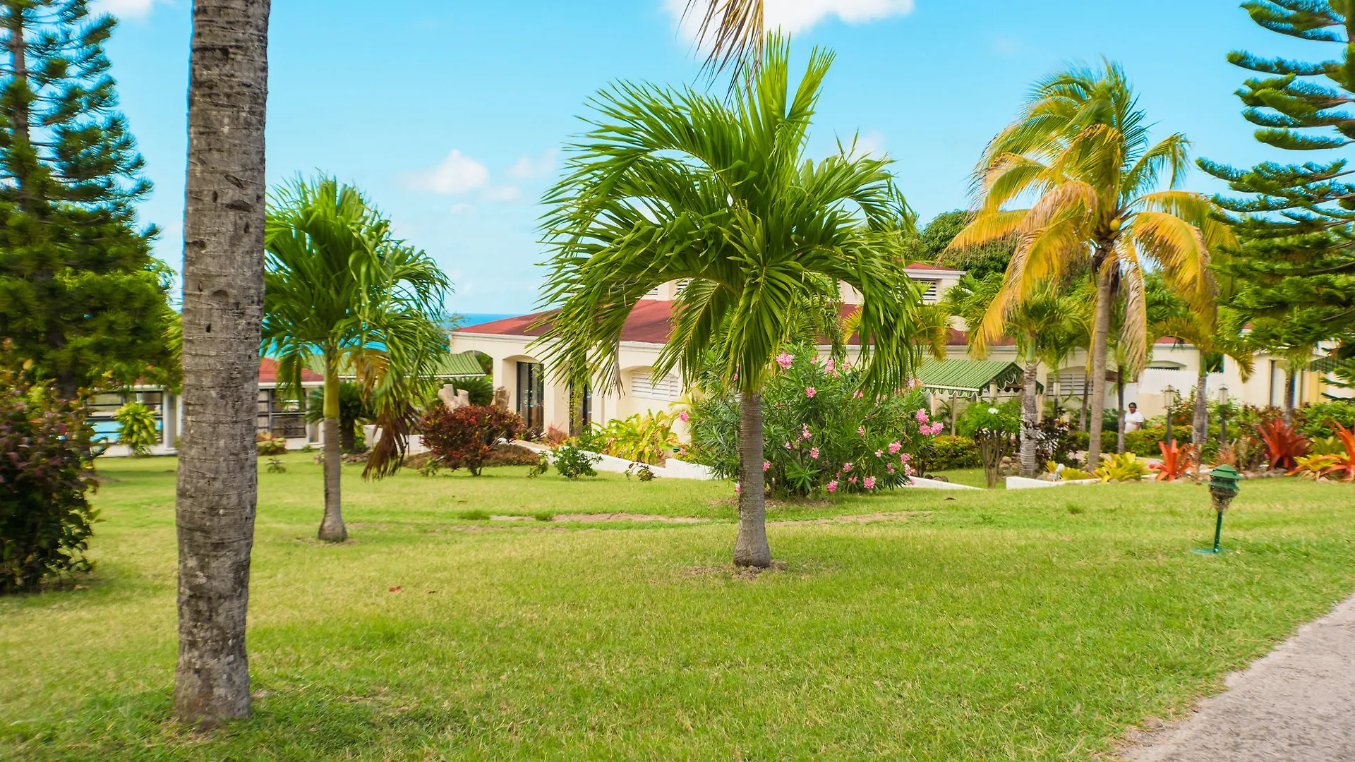 Newcastle Village Mount Nevis Hotel