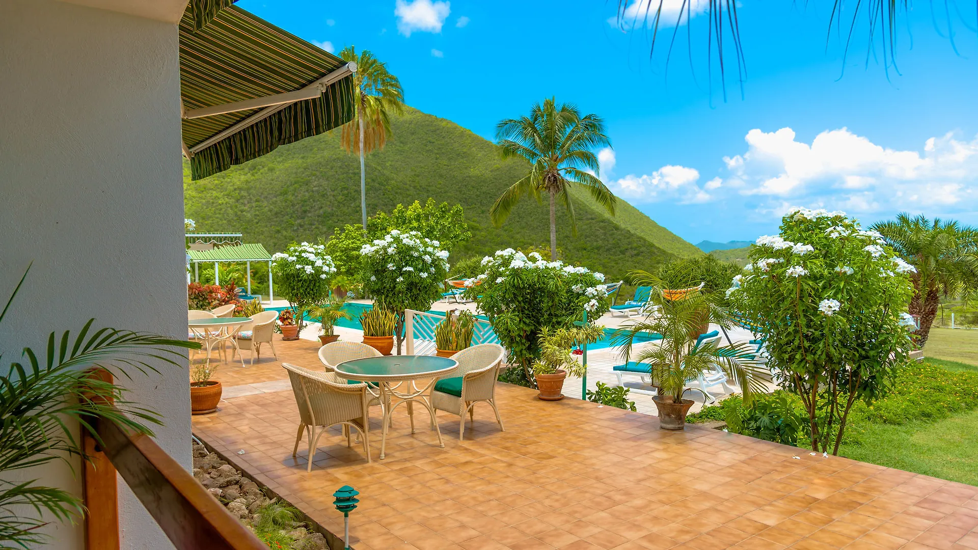 Newcastle Village Mount Nevis Hotel