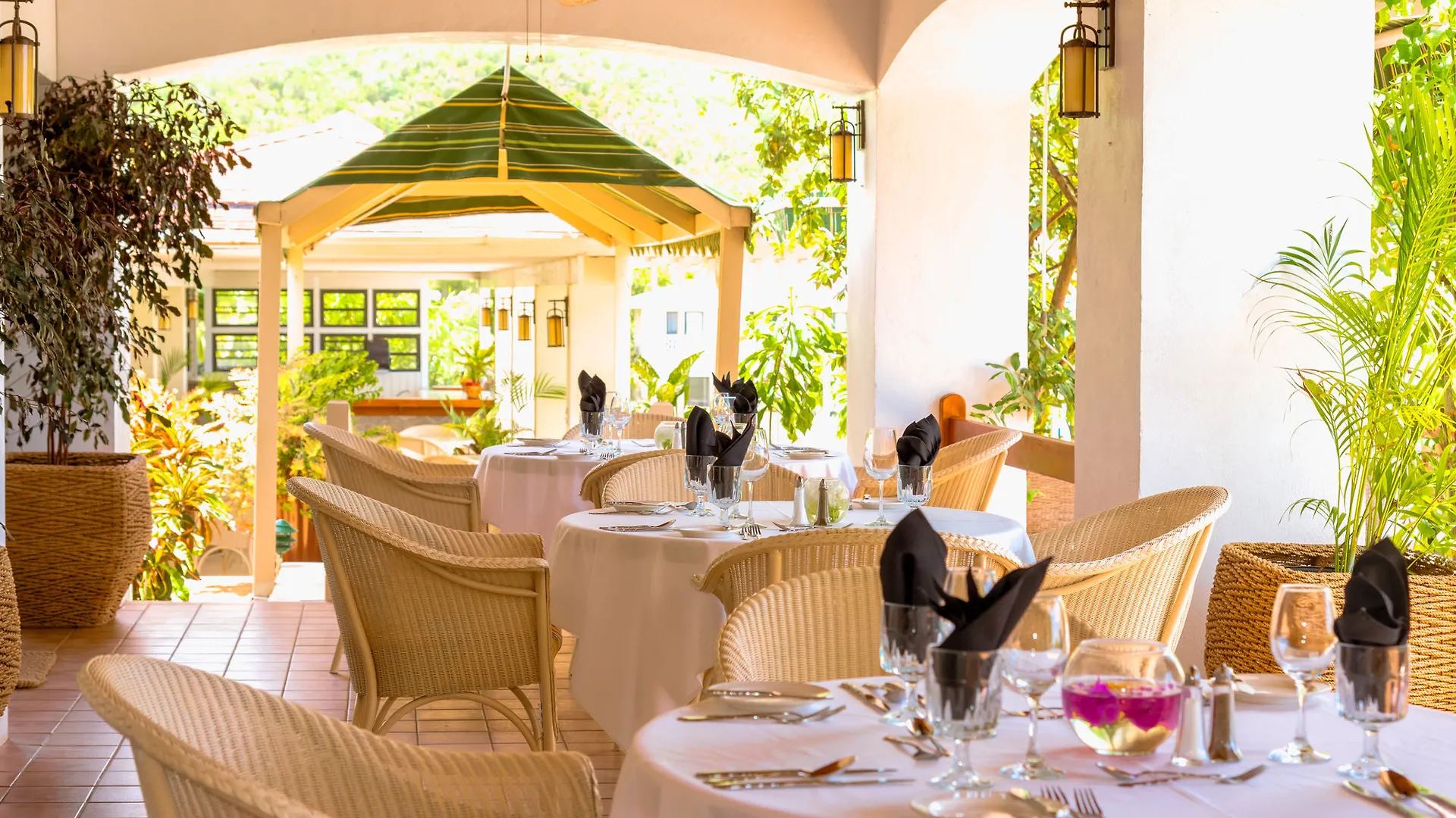 Newcastle Village Mount Nevis Hotel